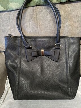 Apt. 9 Black Saffiano Faux Leather Tote - Bow Detail & Side Zip Pockets
